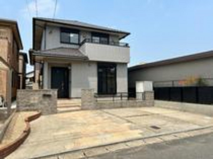 四日市市富田、中古一戸建ての画像です