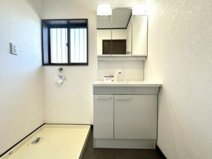 四日市市小林町、中古一戸建ての画像です
