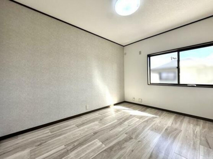 四日市市小林町、中古一戸建ての画像です