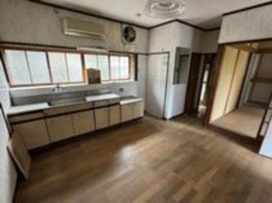 四日市市小古曽、中古一戸建ての画像です