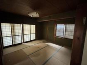 四日市市小古曽、中古一戸建ての画像です