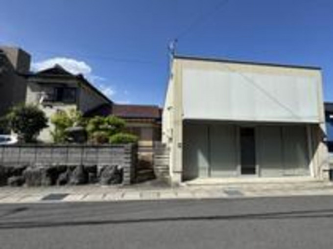四日市市日永西、中古一戸建ての画像です