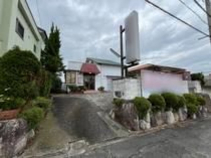四日市市笹川、収益物件/店舗付住宅の画像です