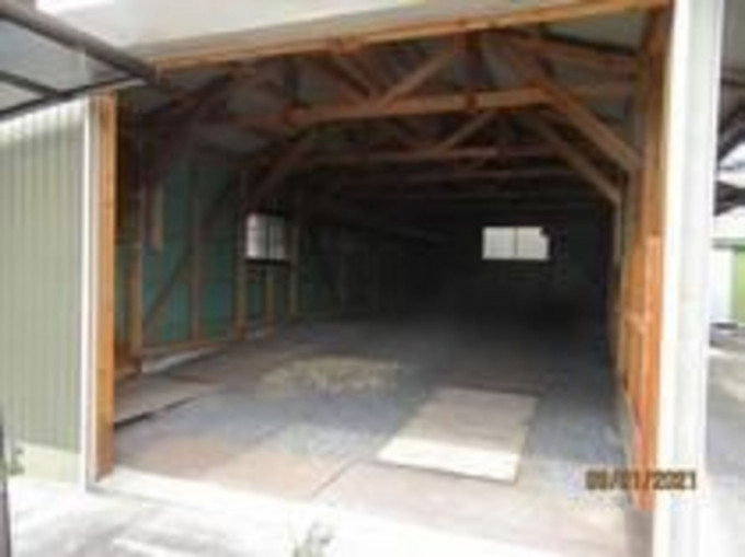 四日市市笹川、収益物件/倉庫の画像です