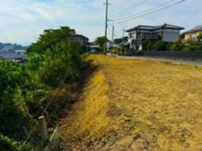 四日市市東坂部町、土地の画像です