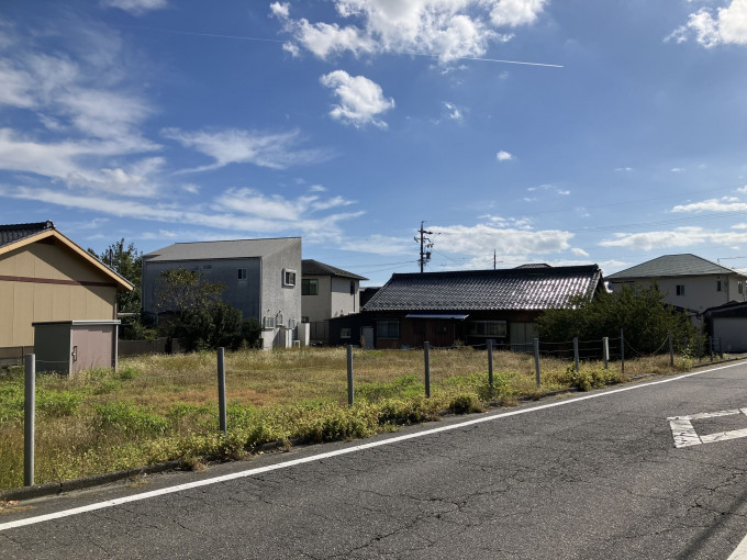 四日市市智積町、土地の画像です