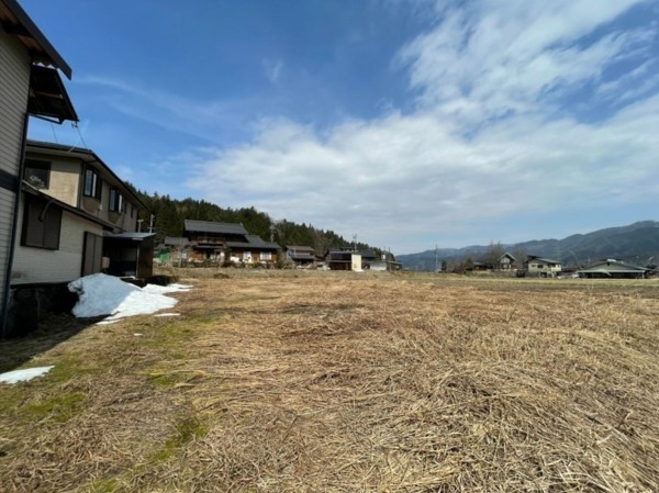 高山市国府町宇津江、土地の画像です