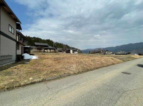 高山市国府町宇津江、土地の画像です