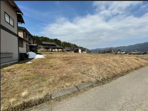 高山市国府町宇津江、土地の画像です
