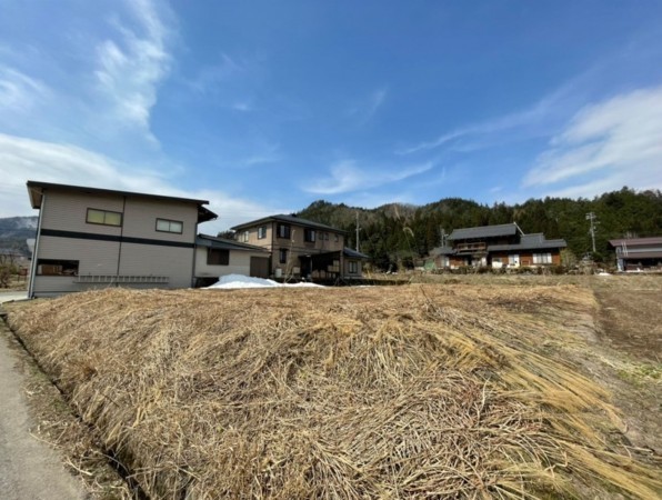 高山市国府町宇津江、土地の画像です