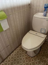 高山市森下町、中古一戸建てのトイレ画像です