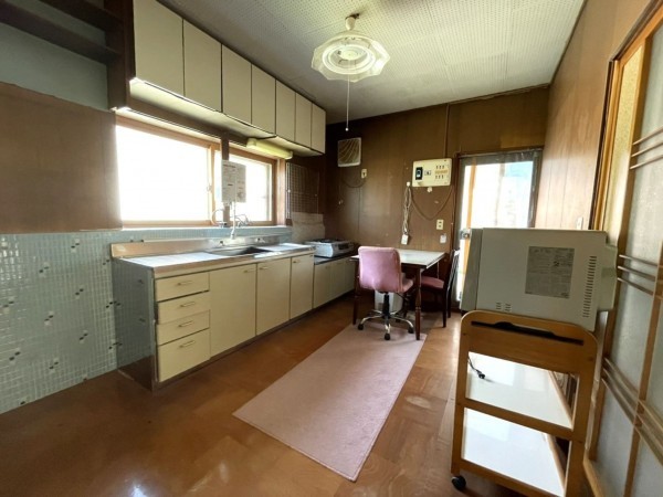 高山市江名子町、中古一戸建ての画像です