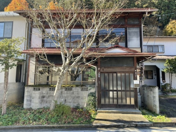 高山市春日町、中古一戸建ての画像です