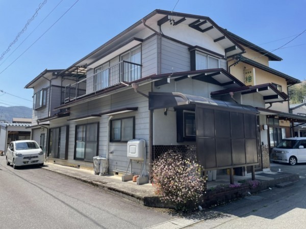 高山市石浦町、中古一戸建ての画像です