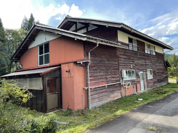 高山市荘川町新渕、中古一戸建ての画像です
