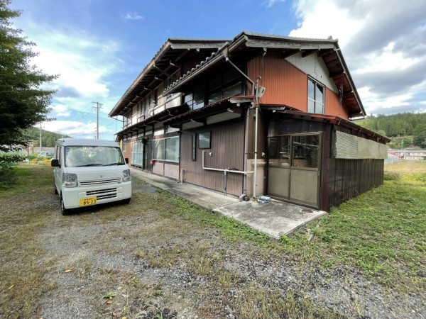 高山市荘川町新渕、中古一戸建ての画像です
