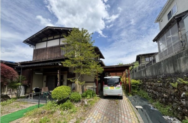 高山市上岡本町、中古一戸建ての画像です