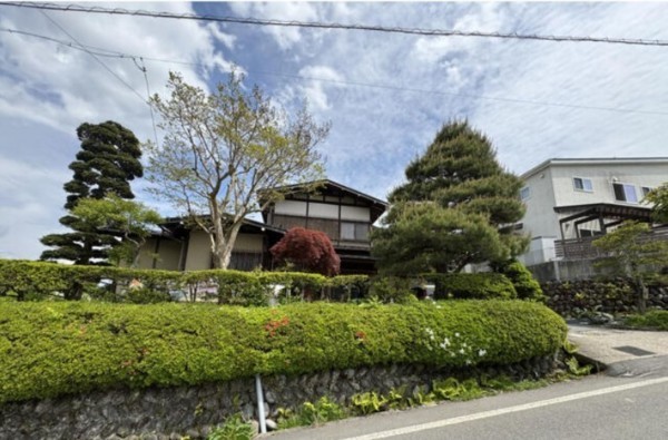 高山市上岡本町、中古一戸建ての画像です