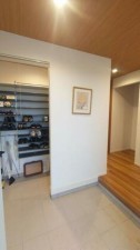 羽島市正木町須賀、中古一戸建ての玄関画像です