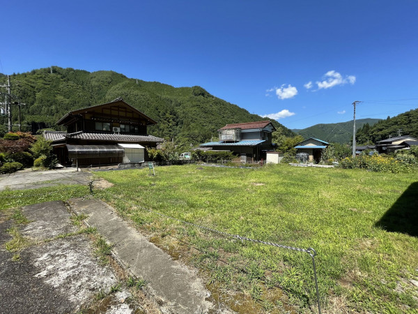 下呂市小坂町長瀬、土地の画像です
