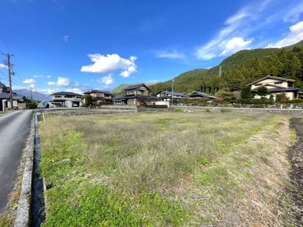 下呂市萩原町花池、土地の画像です