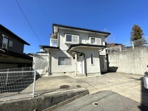 高山市下岡本町、中古一戸建ての画像です