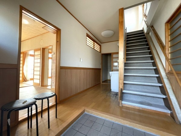 高山市岡本町、中古一戸建ての画像です