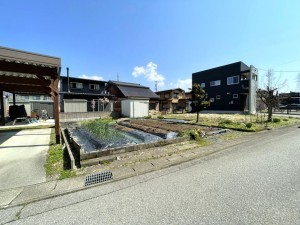 高山市国府町宇津江、土地の画像です