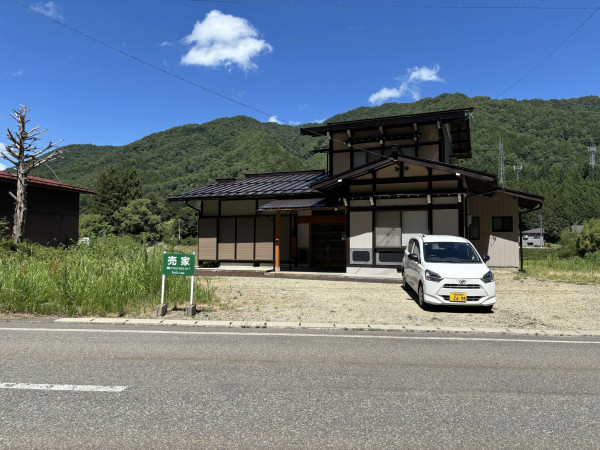 高山市清見町福寄、中古一戸建ての画像です