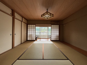 下呂市少ヶ野、マンションの画像です