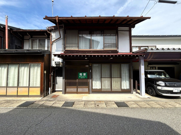 飛騨市神岡町東町、中古一戸建ての画像です