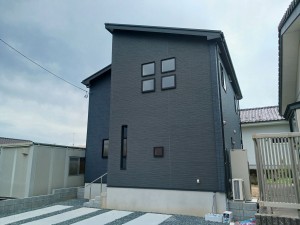 須賀川市稲荷町、新築一戸建ての画像です