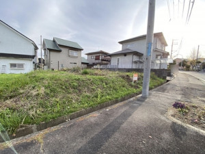 甲賀市甲南町希望ケ丘本町、土地の外観画像です