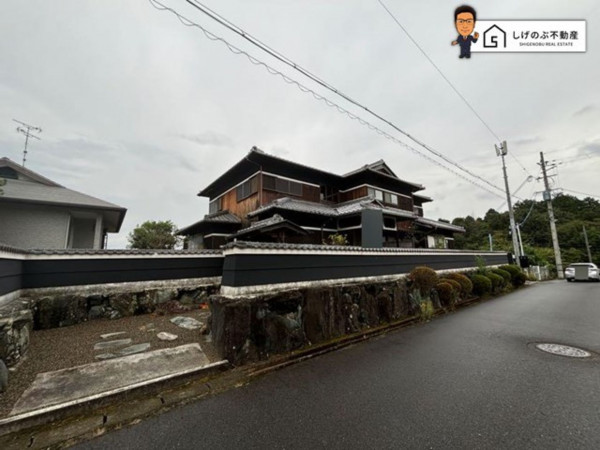 湖南市北山台、中古一戸建ての画像です