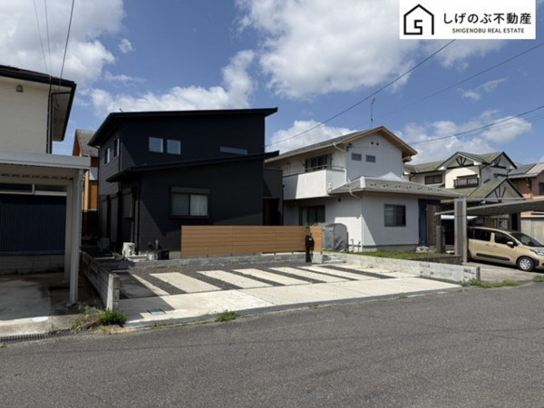 甲賀市水口町山、中古一戸建ての外観画像です