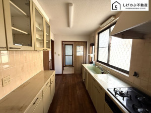 甲賀市水口町下山、中古一戸建てのキッチン画像です