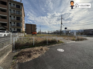 湖南市岩根、土地の画像です