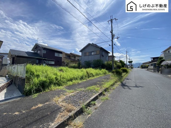 甲賀市甲南町希望ケ丘本町、土地の画像です