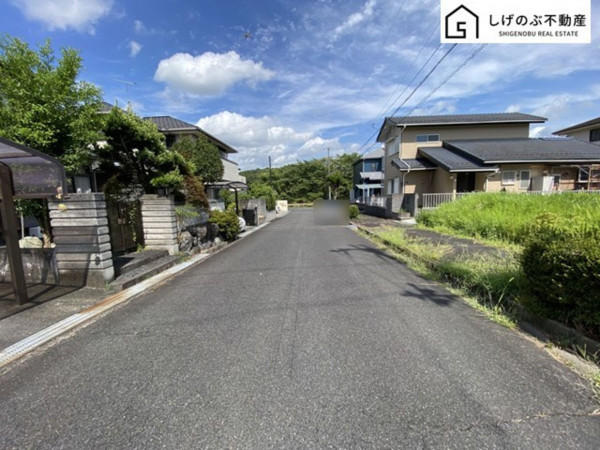 甲賀市甲南町希望ケ丘本町、土地の画像です