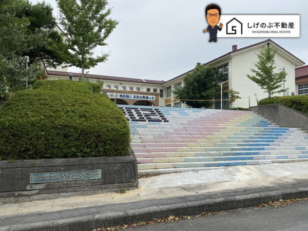 甲賀市甲南町希望ケ丘本町、土地の画像です