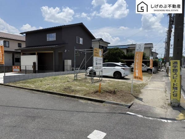 栗東市岡、土地の画像です