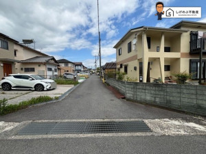 湖南市岩根、中古一戸建ての画像です