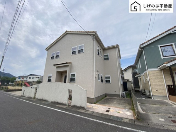 湖南市北山台、中古一戸建ての画像です