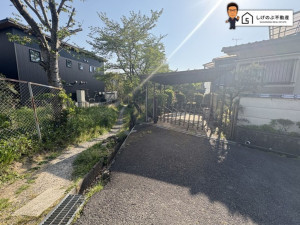 湖南市岩根、中古一戸建ての画像です