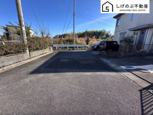 草津市新浜町、土地の前面道路を含む現地写真画像です