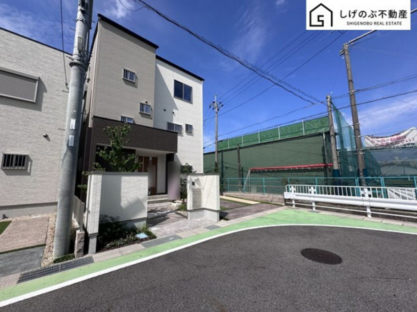草津市西渋川、中古一戸建ての画像です