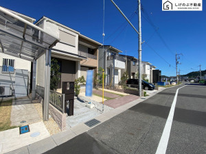 栗東市林、中古一戸建ての外観画像です