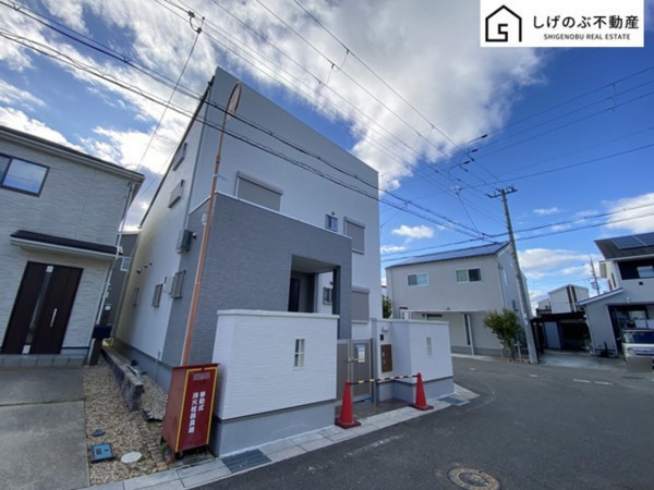 栗東市川辺、中古一戸建ての画像です