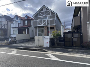 草津市追分、中古一戸建ての外観画像です