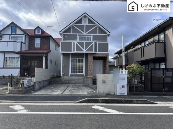 草津市追分、中古一戸建ての外観画像です